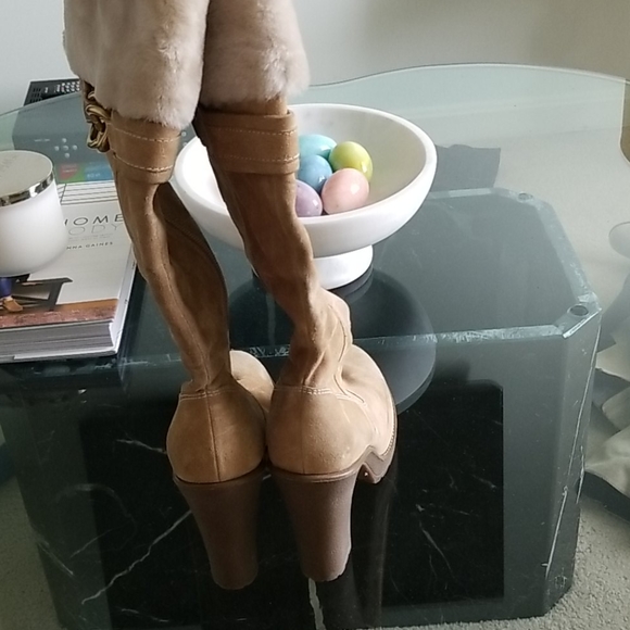 Suede leather boots - Picture 2 of 4